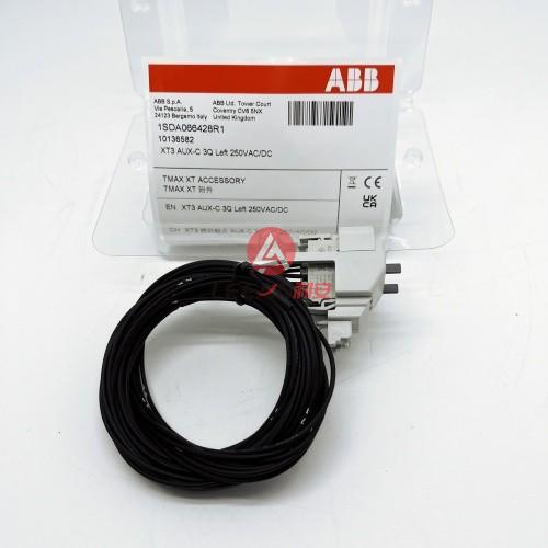 ABB 3 Changeover Contact Open-Closed AUX-C 3Q L 250Vac/dc Wired XT3 TMAX XT Accessory 1SDA066428R1 New