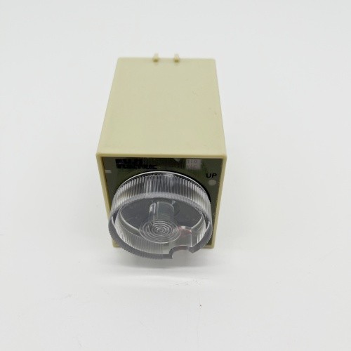 NEW FUJI Electric Super Timer ST3PA-C Time Delay 1-30 MIN 110VAC with Socket 