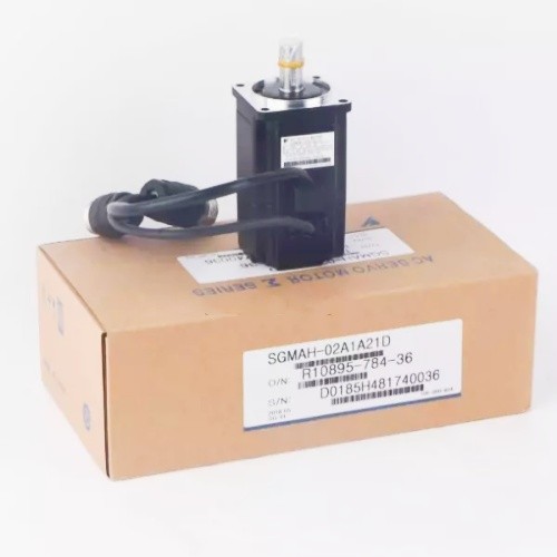 Yaskawa Electric Industrial 200W AC Servo Motor SGMAH-02A1A21D Rated Speed 3000RPM 200V 2.1A New