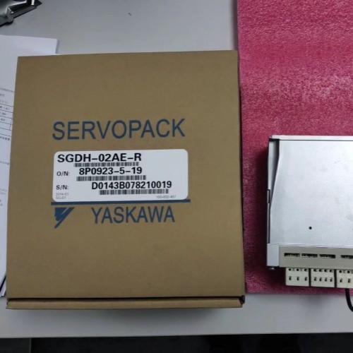 Yaskawa Servopack Amplifier SGDH-02AE-R Sigma II Series Servo Drive New in stock