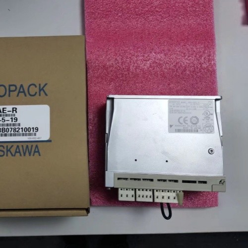 Yaskawa Servopack Amplifier SGDH-02AE-R Sigma II Series Servo Drive New in stock