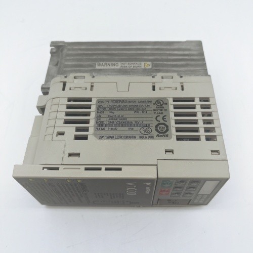 Omron Yaskawa OYMC 0.55KW V1000 Compact Vector Control Drive VZAB0P4BAA Inverter CIMR-VZBA0003BAA New